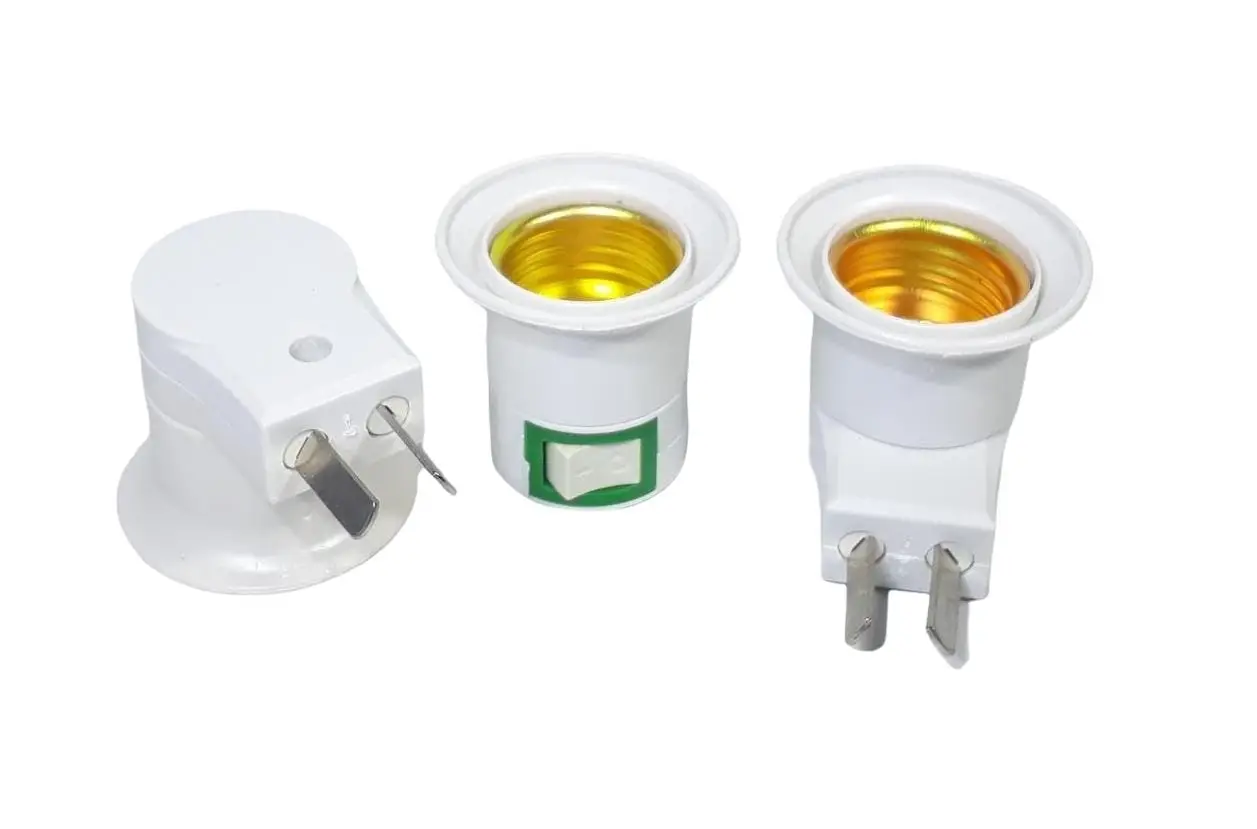 ADAPTADOR CON TECLA PARA FOCO E27 220V